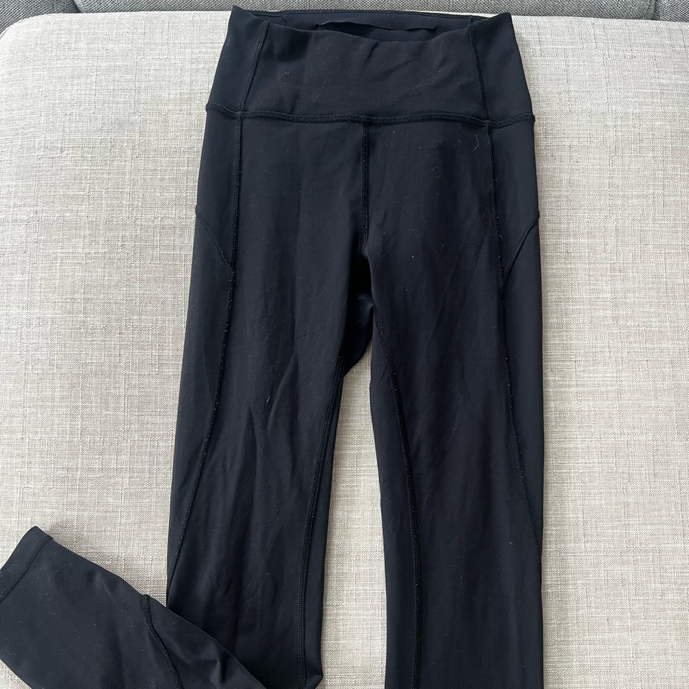 Lululemon In Movement 7/8 Tight Everlux 25" Black Size 2